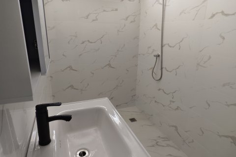 House in Ban Lam Luk Ka, Thailand 3 bedrooms № 163108 - photo 16