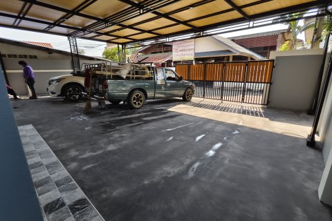 House in Ban Lam Luk Ka, Thailand 3 bedrooms № 163108 - photo 7