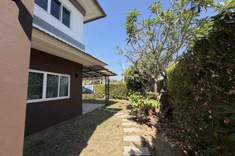 House in Hang Dong, Thailand 4 bedrooms № 163111 - photo 2