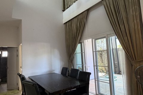 House in Hang Dong, Thailand 4 bedrooms № 163111 - photo 10