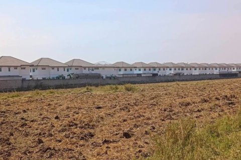 Land in Nakhon Ratchasima, Thailand 11200 sq.m. № 163112 - photo 4