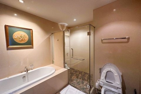 Кондоминиум с 2 спальнями в Ваттхане, Бангкок, Таиланд № 140472 - фото 14