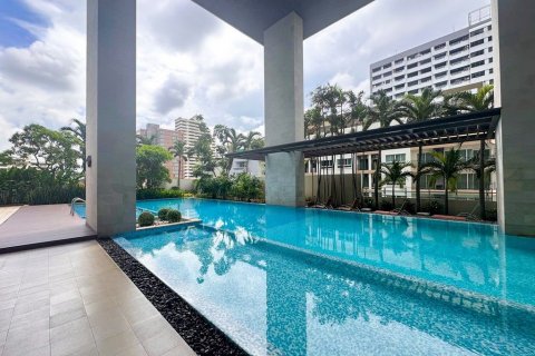 Кондоминиум с 2 спальнями в Ваттхане, Бангкок, Таиланд № 140472 - фото 18