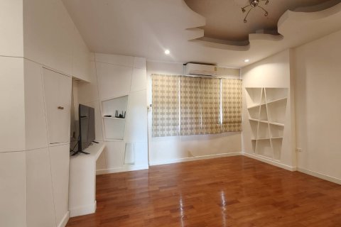 Вилла в Ханг Донге, Таиланд с 4 спальнями  № 158120 - фото 13