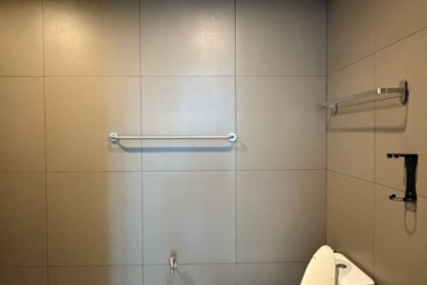 Condo à Watthana, Bangkok, Thaïlande, 2 chambres  № 158122 - photo 8