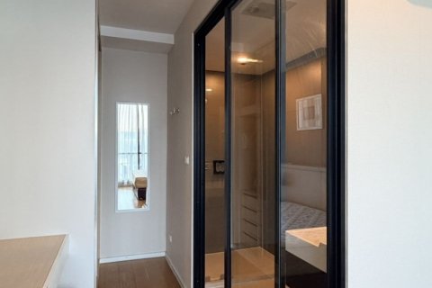 Condo à Watthana, Bangkok, Thaïlande, 2 chambres  № 158122 - photo 3