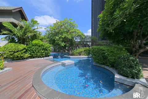Condo in Bangkok, Thailand, 1 bedroom № 185982 - photo 2