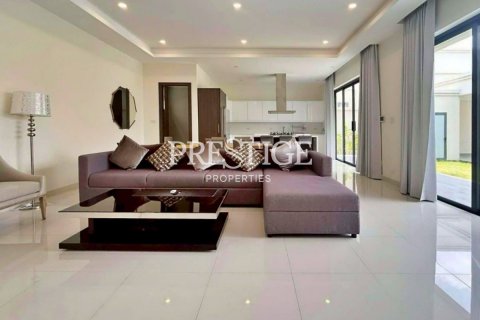 House in Pattaya, Thailand 3 bedrooms № 198141 - photo 4