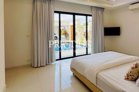House in Pattaya, Thailand 3 bedrooms № 198141 - photo 11