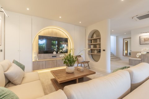 Villa à Phuket, Thaïlande 3 chambres № 164752 - photo 11