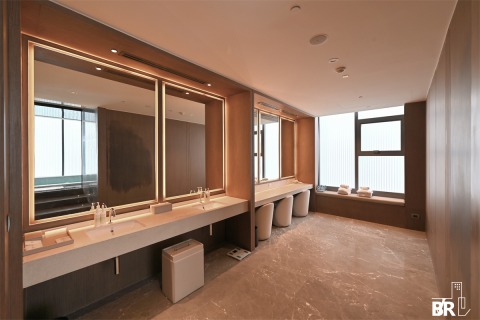 Condo in Bangkok, Thailand, 2 bedrooms  № 189903 - photo 10
