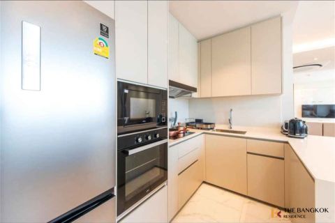Condo in Bangkok, Thailand, 3 bedrooms № 189898 - photo 3