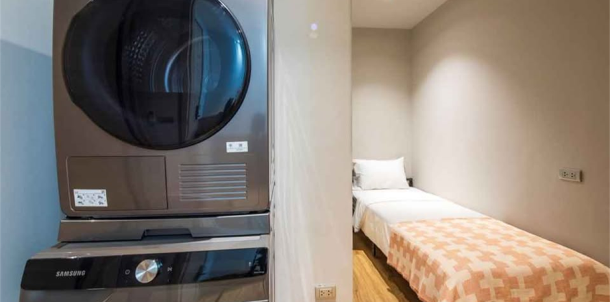Condo in Bangkok, Thailand, 3 bedrooms № 189898