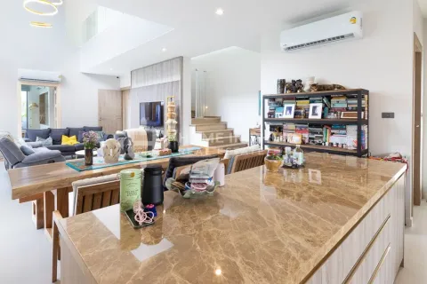 House in Phuket, Thailand 3 bedrooms № 146631 - photo 9