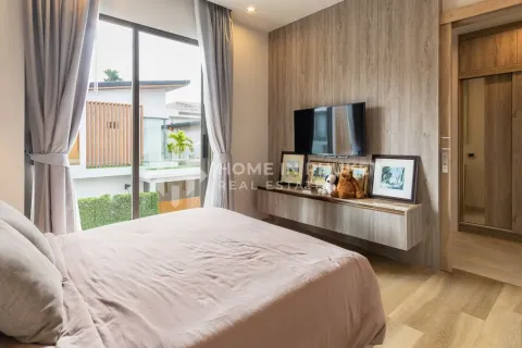 House in Phuket, Thailand 3 bedrooms № 146631 - photo 20