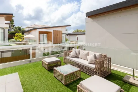 House in Phuket, Thailand 3 bedrooms № 146631 - photo 26