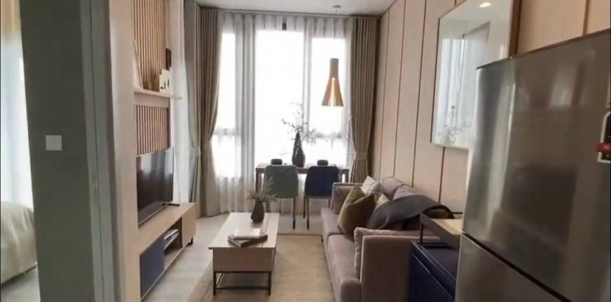 Studio in the Condo in Watthana, Bangkok, Thailand  № 160923