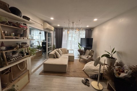 Studio in the Condo in Watthana, Bangkok, Thailand  № 160924 - photo 4