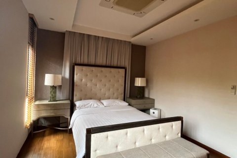 House in Phuket, Thailand 4 bedrooms № 160918 - photo 3