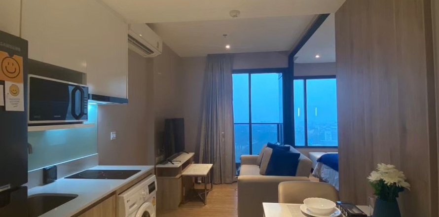 Studio dans le Condo à Pattaya, Thaïlande  № 169305