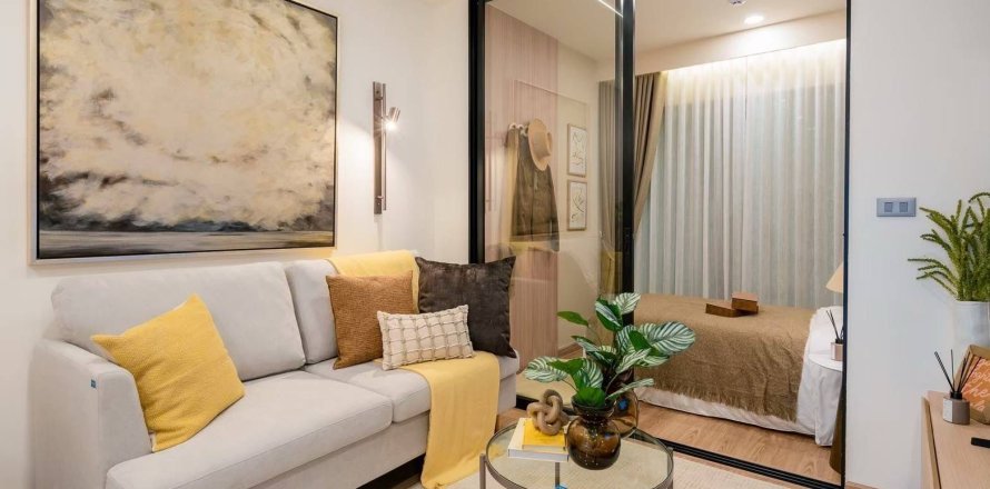 Studio in the Condo in San Sai, Thailand  № 169303