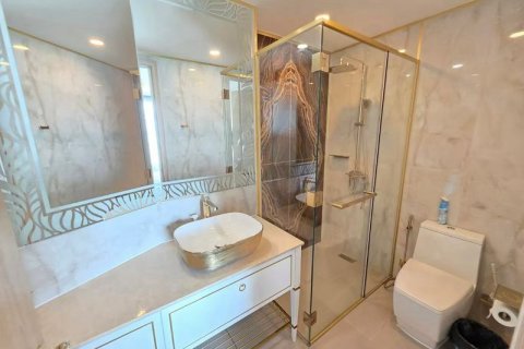 Apartamento de 2 habitaciones en Pattaya, Tailandia № 214139 - foto 14