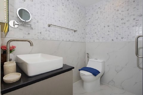 Appartement à Pattaya, Thaïlande 2 chambres № 233870 - photo 6