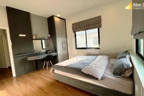 Casa de 3 dormitorios en Pattaya, Tailandia № 211937 - foto 18