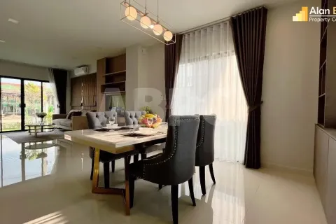 Casa de 3 dormitorios en Pattaya, Tailandia № 211937 - foto 6