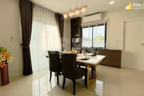 Casa de 3 dormitorios en Pattaya, Tailandia № 211937 - foto 10