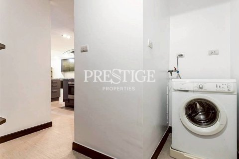 Condo in Pattaya, Thailand, 3 bedrooms № 197971 - photo 27