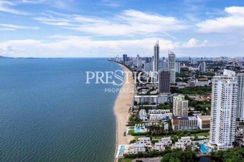 Condo in Pattaya, Thailand, 3 bedrooms № 197971 - photo 30