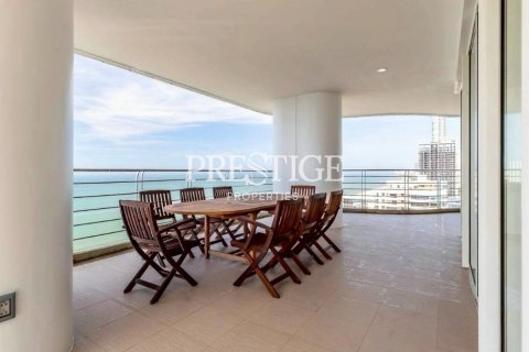 Condo in Pattaya, Thailand, 3 bedrooms № 197971 - photo 28