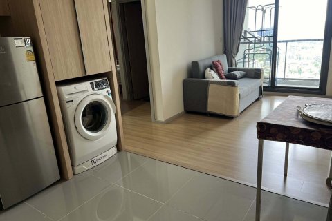 Condo à Chatuchak, Bangkok, Thaïlande, 2 chambres  № 137092 - photo 12