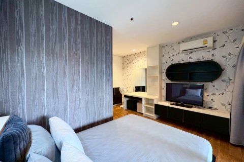 Condo in Pattaya, Thailand, 2 bedrooms № 197467 - photo 11