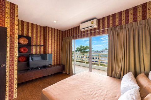 Condo in Pattaya, Thailand, 2 bedrooms № 197467 - photo 15