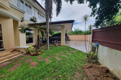 House in Ban Chang, Thailand 3 bedrooms № 147944 - photo 2