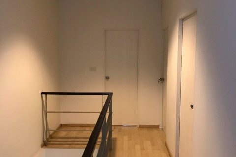 Townhouse in Suan Luang, Bangkok, Thailand 3 bedrooms № 157161 - photo 16