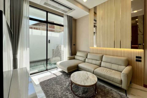 Penthouse in Pattaya, Thailand 4 bedrooms № 177821 - photo 5