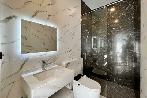 Penthouse in Pattaya, Thailand 4 bedrooms № 177821 - photo 16