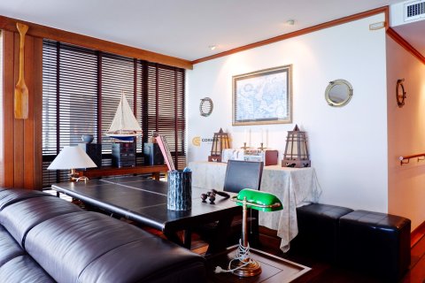 Studio in the Condo in Pattaya, Thailand  № 146500 - photo 10