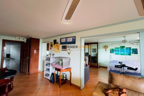 Студия в кондо на Пляж Джомтьен, Паттайя, Таиланд № 146502 - фото 4