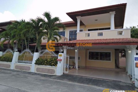 Studio in Pattaya, Thailand № 27181