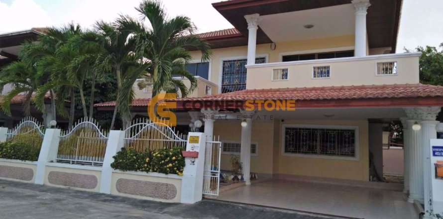 Studio in Pattaya, Thailand № 27181