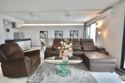 Apartment in Pattaya, Thailand 1 bedroom № 155524 - photo 1