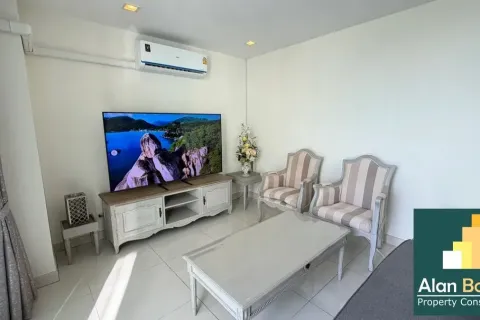 Condominio de 2 dormitorios en Pattaya, Tailandia № 211460 - foto 2