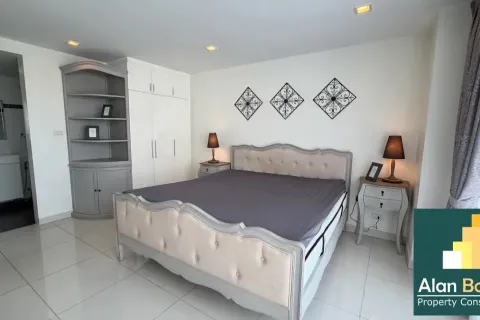 Condominio de 2 dormitorios en Pattaya, Tailandia № 211460 - foto 3