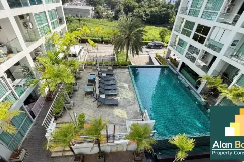 Condo in Pattaya, Thailand, 2 bedrooms  № 211460
