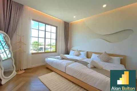 Casa de 5 dormitorios en Pattaya, Tailandia № 211457 - foto 18