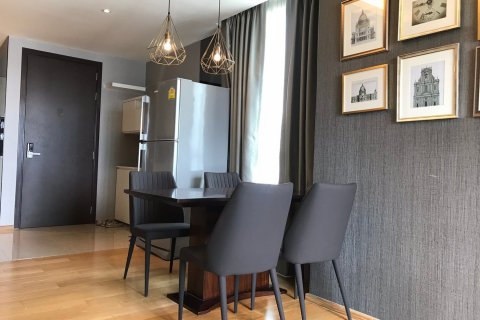 Condo in Bangkok, Thailand, 2 bedrooms  № 143712 - photo 2